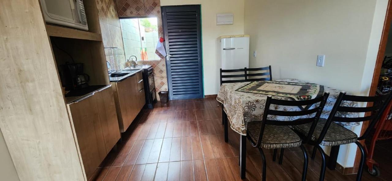 300M-Da Av Das Cataratas- Ar Condicionado - Estacionamento Privado Φοζ ντο Ιγκουασού Εξωτερικό φωτογραφία